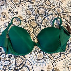Green VS bra